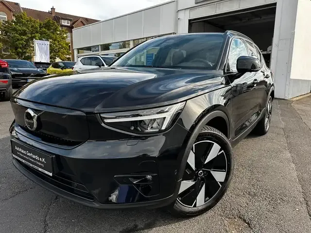 Volvo EX40