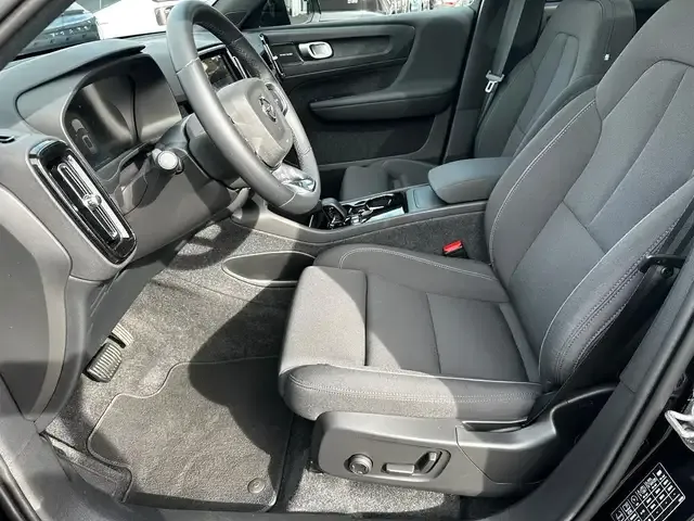Volvo EX40