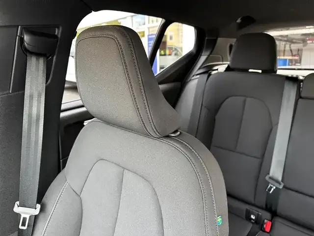 Volvo EX40