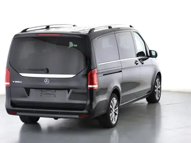 Mercedes-Benz V 300