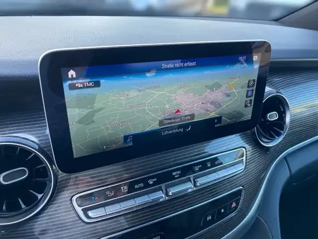 Mercedes-Benz V 250