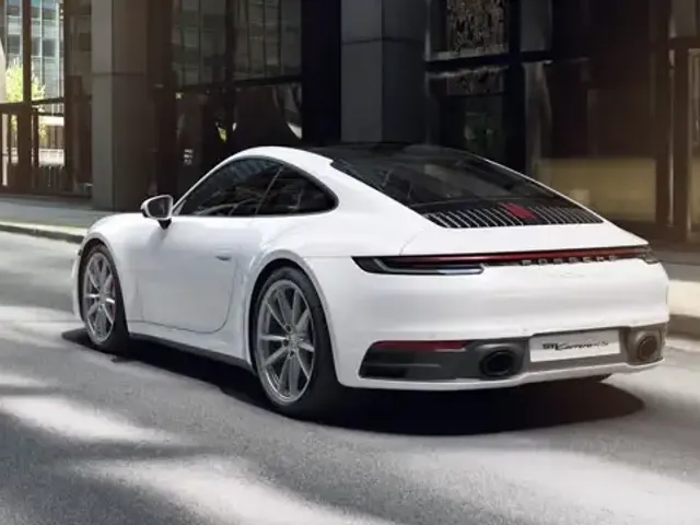 Porsche 992