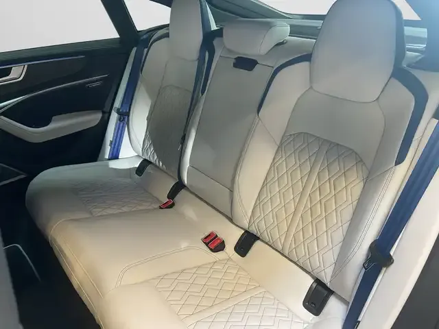 Audi S7