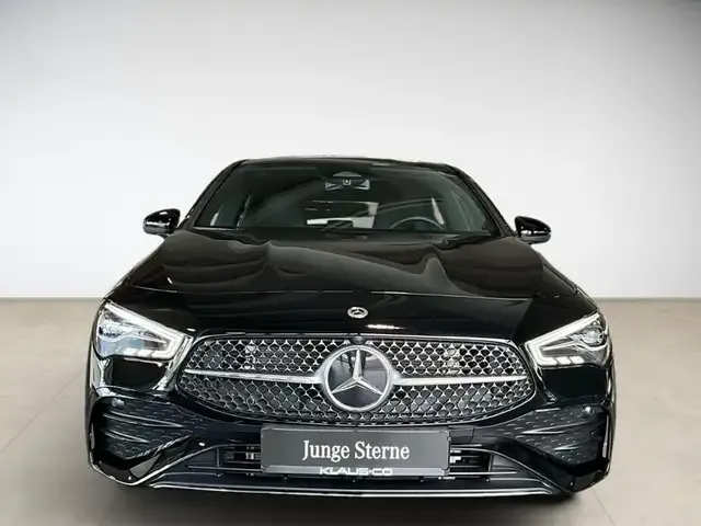 Mercedes-Benz CLA 220