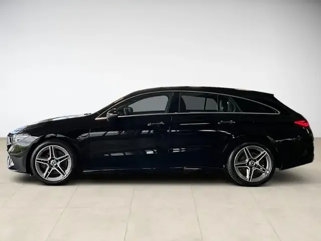 Mercedes-Benz CLA 220