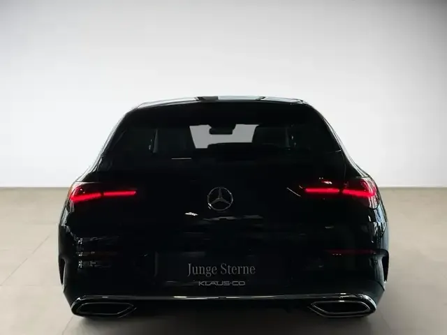 Mercedes-Benz CLA 220