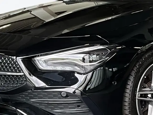 Mercedes-Benz CLA 220