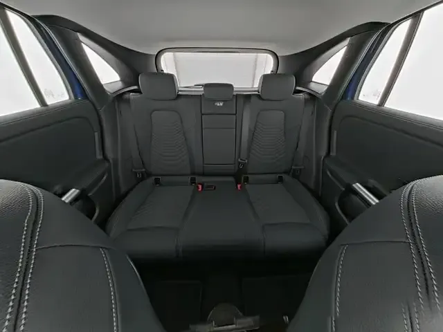 Mercedes-Benz EQA 300