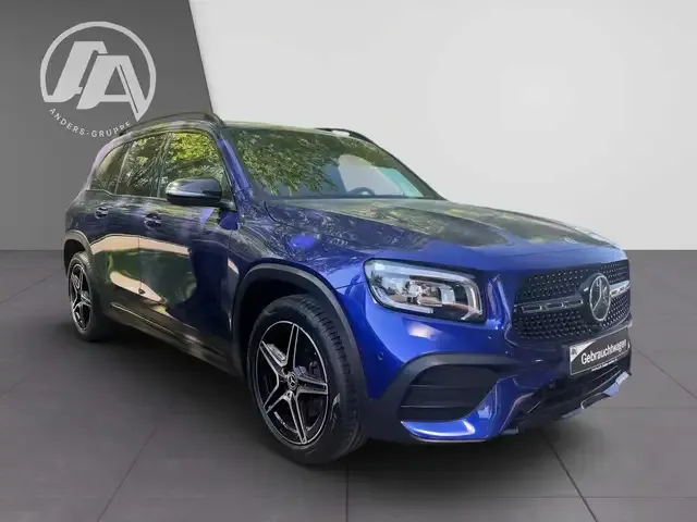 Mercedes-Benz GLB 200