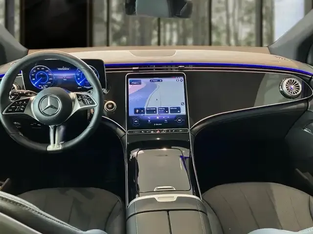 Mercedes-Benz EQE SUV