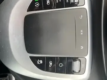 Mercedes-Benz V 220