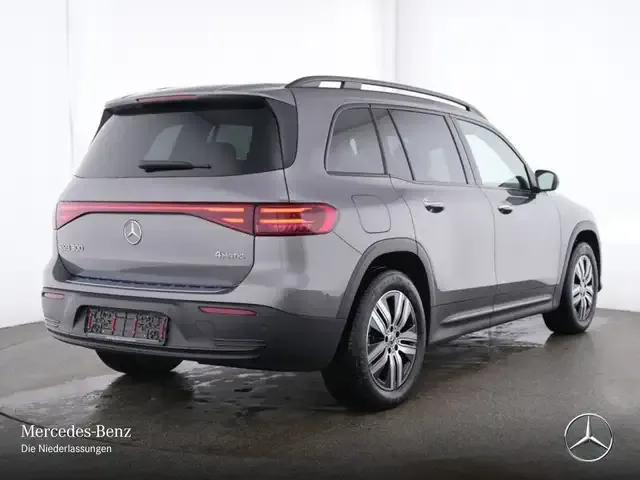 Mercedes-Benz EQB 300