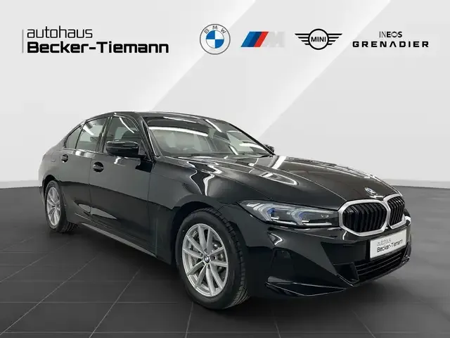 BMW 330