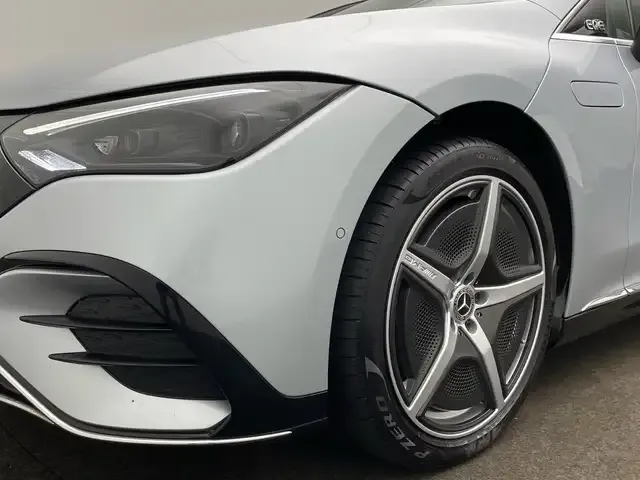 Mercedes-Benz EQE 350