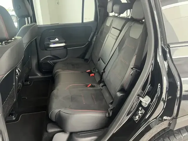 Mercedes-Benz EQB 300