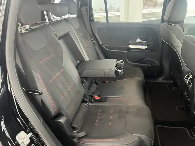 Mercedes-Benz EQB 300