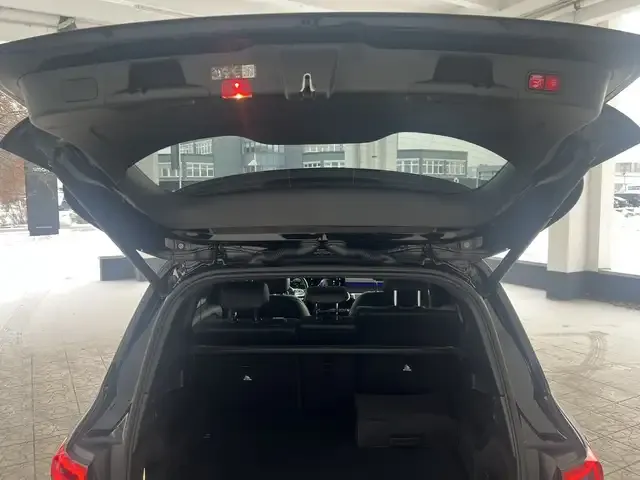 Mercedes-Benz EQB 300