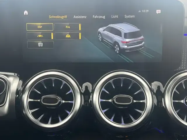 Mercedes-Benz EQB 300