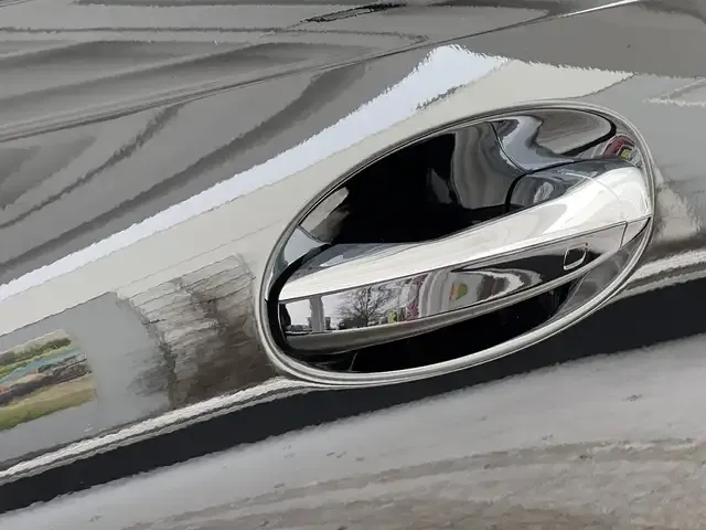 Mercedes-Benz EQB 300