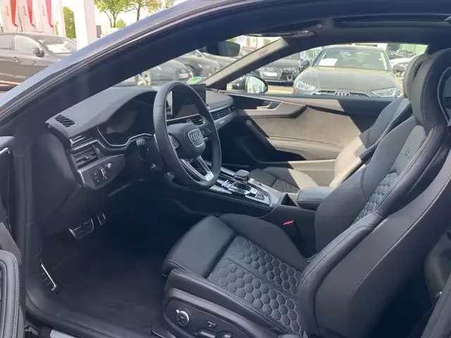 Audi RS5