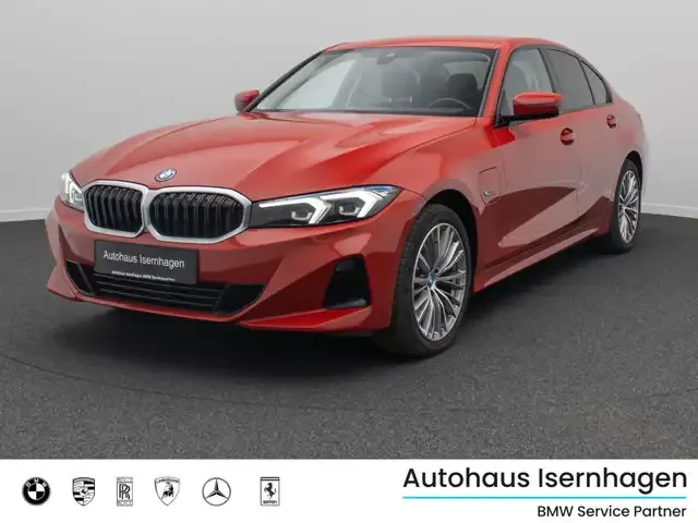 BMW 330
