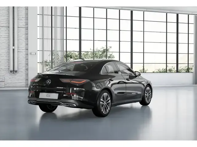 Mercedes-Benz CLA 180