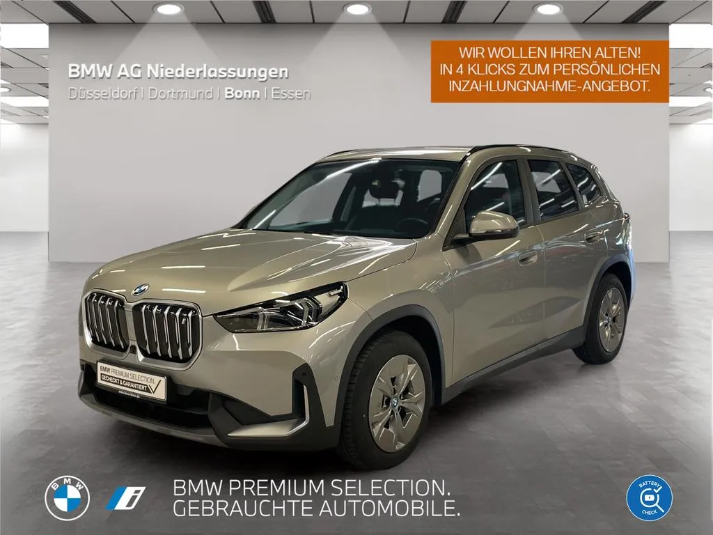 BMW iX1