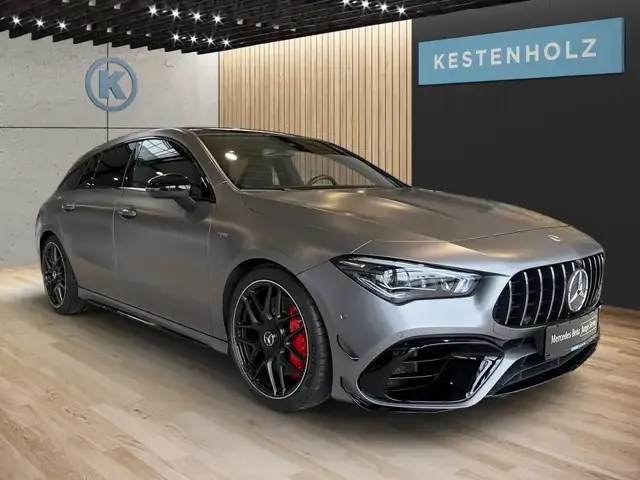 Mercedes-Benz CLA 45 AMG