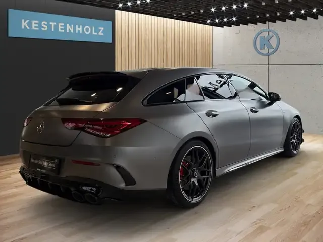Mercedes-Benz CLA 45 AMG