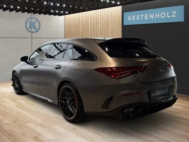 Mercedes-Benz CLA 45 AMG