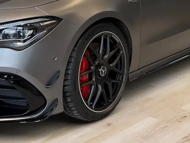 Mercedes-Benz CLA 45 AMG