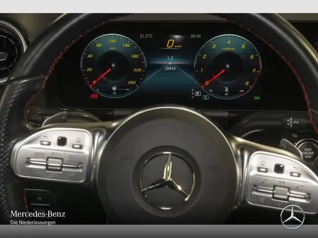 Mercedes-Benz GLA 200