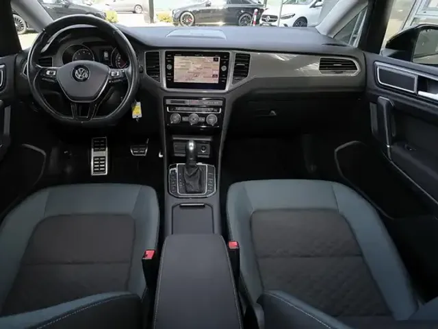 Volkswagen Golf Sportsvan