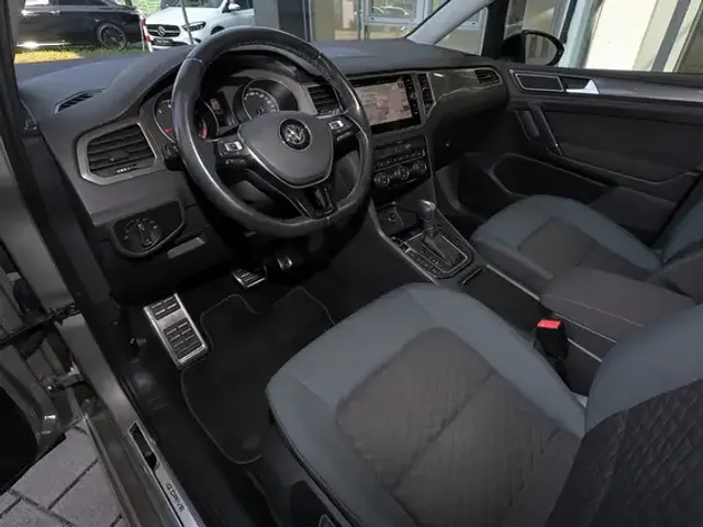 Volkswagen Golf Sportsvan