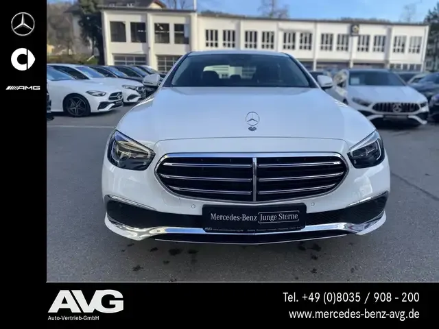 Mercedes-Benz E 200