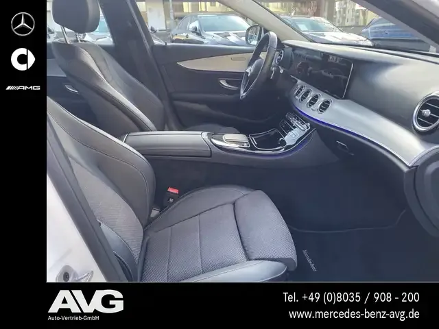Mercedes-Benz E 200