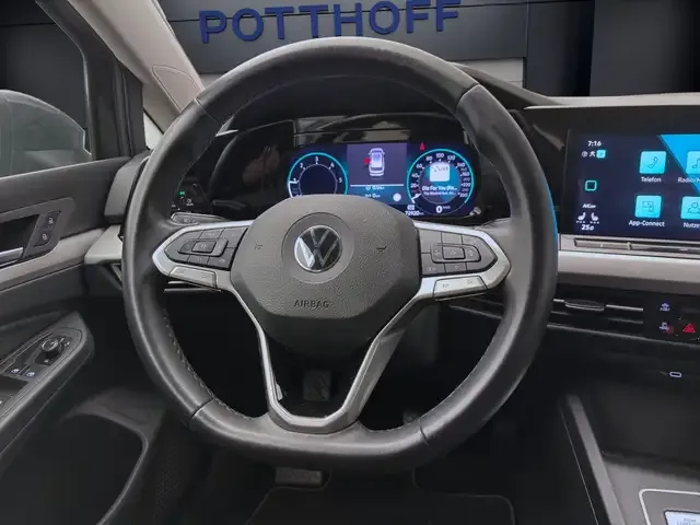 Volkswagen Golf Variant