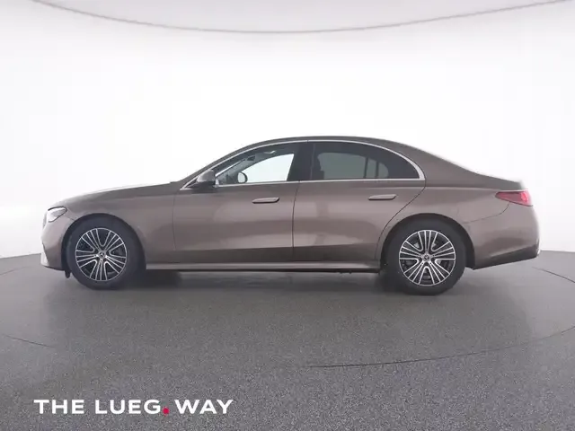 Mercedes-Benz E 200
