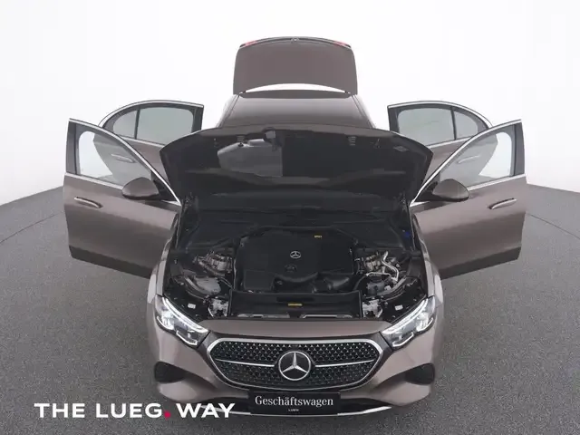 Mercedes-Benz E 200