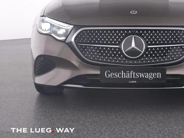 Mercedes-Benz E 200