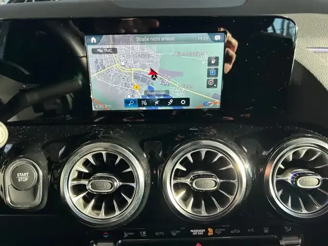 Mercedes-Benz EQA 250