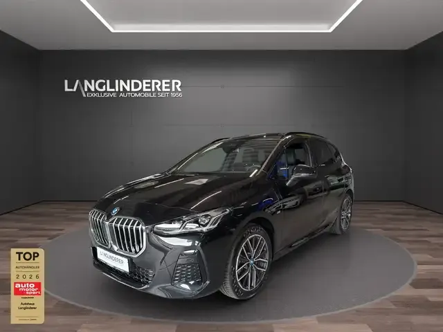 BMW 225