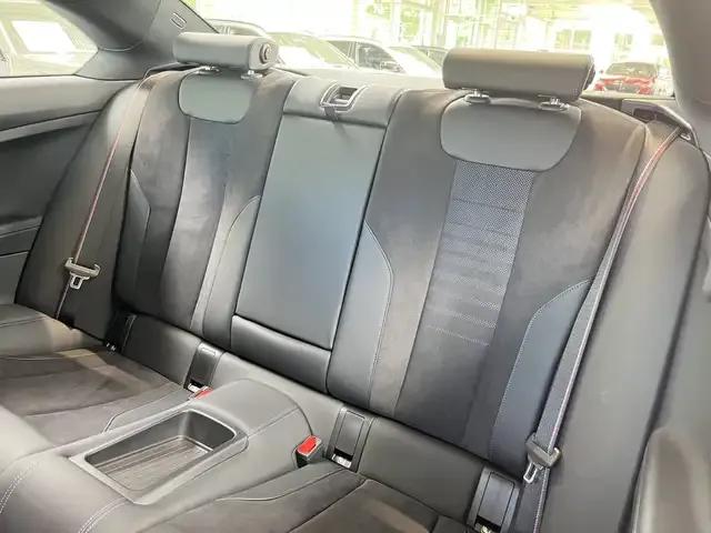 BMW 240
