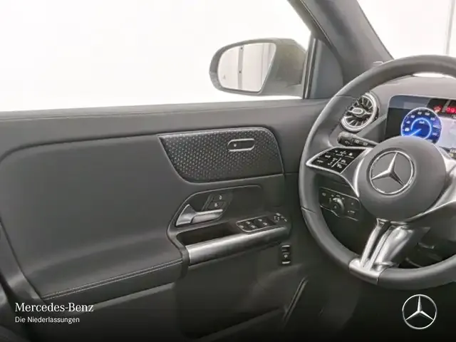 Mercedes-Benz EQA 350