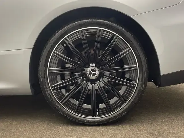 Mercedes-Benz CLE 300