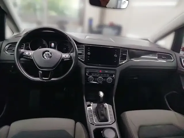 Volkswagen Golf Sportsvan