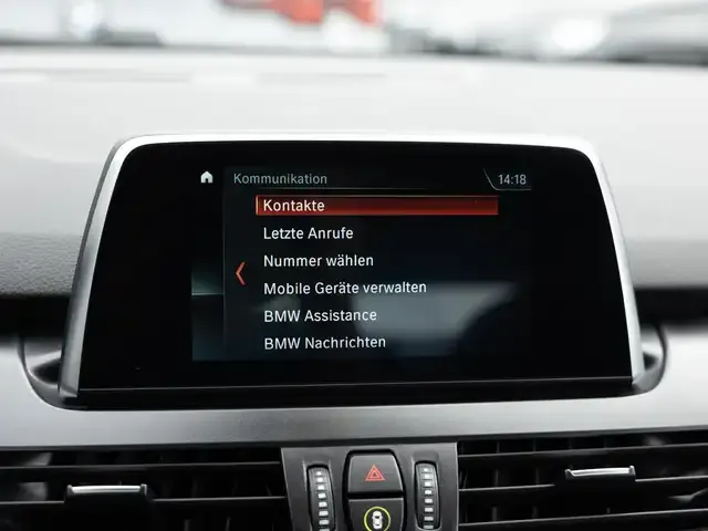 BMW 218