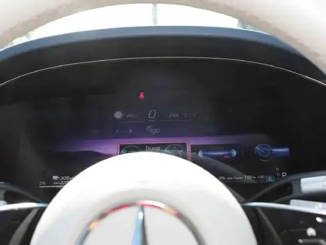 Mercedes-Benz EQS