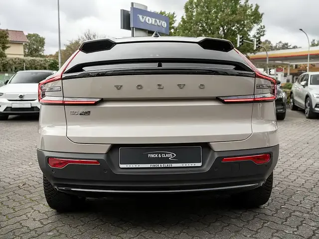 Volvo EC40