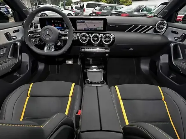 Mercedes-Benz A 45 AMG